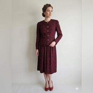 Vintage Tracy Richards Long Sleeve Red and Black Patterned Set